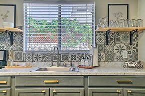 El Paso Cottage - Walk to UMC & Texas Tech!