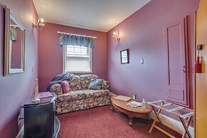 Wine Country Home With Yard; Walk to Downtown!