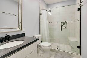 Luxe Southwest Houston Home w/ Balconies & Patio!