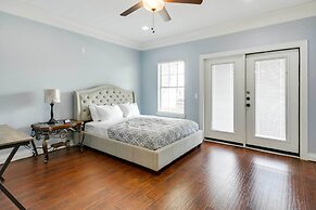 Luxe Southwest Houston Home w/ Balconies & Patio!