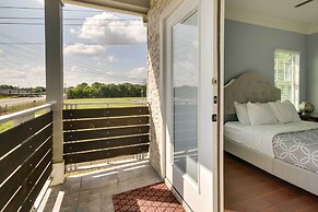 Luxe Southwest Houston Home w/ Balconies & Patio!