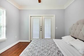 Luxe Southwest Houston Home w/ Balconies & Patio!