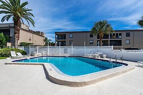 Walk to Beach: Condo w/ Pool in Indian Shores!
