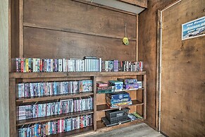 Serenity By The Sea - Chic Oceanfront Home w/ Deck