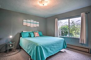 Serenity By The Sea - Chic Oceanfront Home w/ Deck