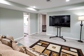 South Bend Area Vacation Rental 8 Mi to Notre Dame
