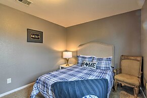 Houston Family Home w/ Yard ~ 8 Mi to NRG Stadium!