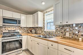 Kayaks, Electric Bicycles: Greentown Hideaway!