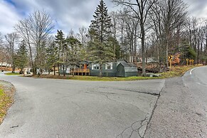 Kayaks, Electric Bicycles: Greentown Hideaway!