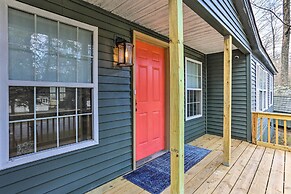 Kayaks, Electric Bicycles: Greentown Hideaway!