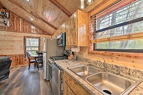 Cozy Broken Bow Cabin, Walk to the Lukfata Creek!