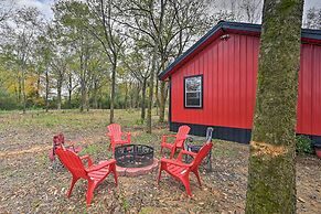 Cozy Broken Bow Cabin, Walk to the Lukfata Creek!