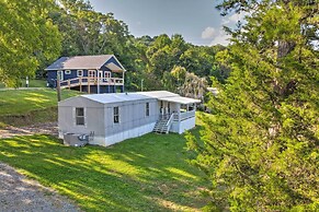 Quaint Cottage Overlooking Cherokee Reservoir