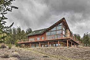 Spacious, Luxe Cabin w/ Mtn Views, Sauna & More!