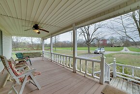 Peaceful Hazel Cottage w/ Deck & Yard!