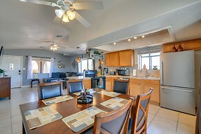 Bullhead City Home < 2 Mi to Colorado River!