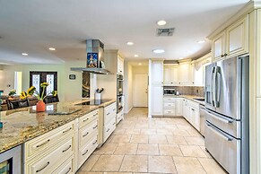 Scottsdale Oasis w/ Heated Pool & Hot Tub!