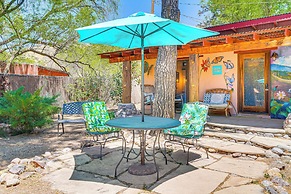 Casa Paloma Studio: Artsy & Airy w/ Hot Tub Access