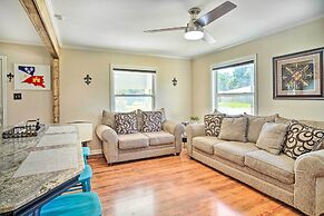 'rustic Fleur De Lis' Charming New Iberia Gem