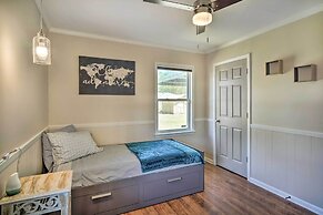 'rustic Fleur De Lis' Charming New Iberia Gem