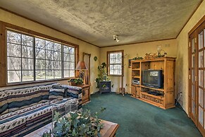 Lavish Sonora Suite on 10 Acres w/ Shared Pool!