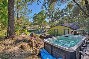 Lavish Sonora Suite on 10 Acres w/ Shared Pool!