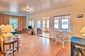 Lakefront Broadalbin Getaway w/ Deck + Kayaks
