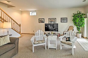 Lakefront Broadalbin Getaway w/ Deck + Kayaks