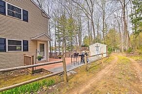 Lakefront Broadalbin Getaway w/ Deck + Kayaks