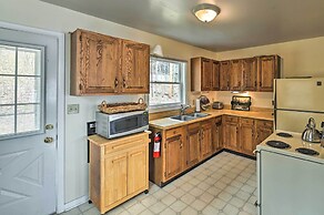 Lakefront Broadalbin Getaway w/ Deck + Kayaks