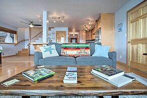 Remote Island Escape w/ Breathtaking Views