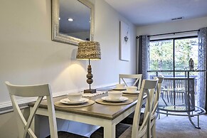 Modern Townhome w/ Deck & Golf Course Views!