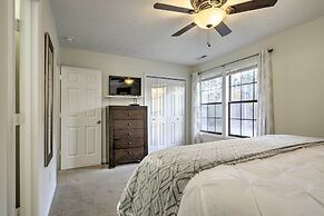 Modern Townhome w/ Deck & Golf Course Views!