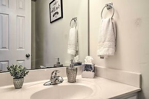 Modern Townhome w/ Deck & Golf Course Views!