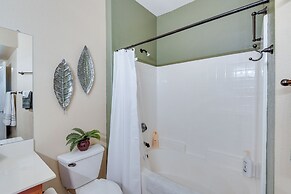 Pool Access, Private Patio & Grill: Mesa Condo!