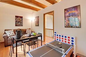 Furnished Deck & Game Room: Cabin in Tobyhanna