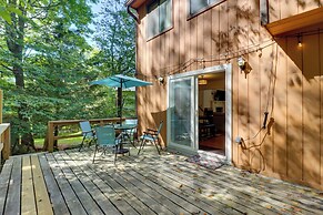 Furnished Deck & Game Room: Cabin in Tobyhanna