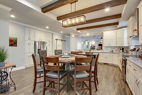 'the Hub' La Pine Vacation Rental - Dog Friendly!