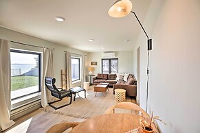 Chic & Cozy Cabin With Private Hot Tub & Beach!