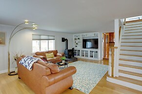 Spacious Lakefront House w/ Backyard Fire Pit