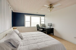 Spacious Lakefront House w/ Backyard Fire Pit