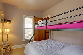 Spacious Lakefront House w/ Backyard Fire Pit