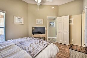 Sunny Courtyard Villa w/ Patio: Golf & Dine!