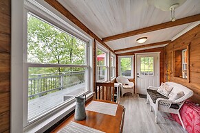 Our Lakeside Retreat w/ Deck on Lake Herrington!