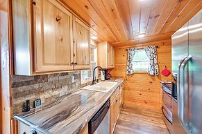 Our Lakeside Retreat w/ Deck on Lake Herrington!