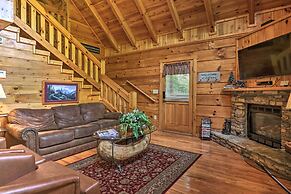 Gatlinburg Mountainside Escape w/ Deck & Hot Tub!
