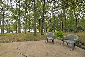 Kentucky Lake Cabin w/ Private Dock + Fire Pit