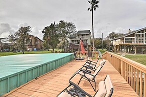 Waterfront San Jacinto River Home w/ Boat Slip!