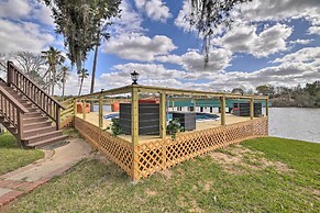 Waterfront San Jacinto River Home w/ Boat Slip!