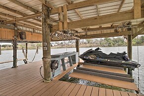 Waterfront San Jacinto River Home w/ Boat Slip!
